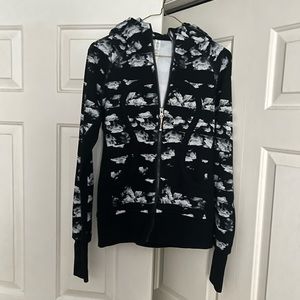 Lululemon zip up sweater. Black and white pattern